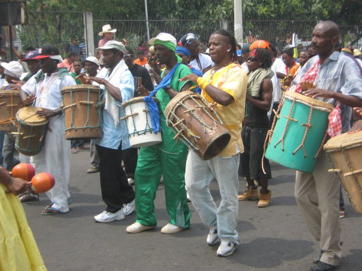 Garifuna drums